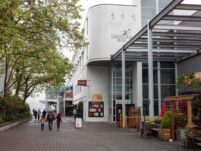Hôtel Lonsdale Quay à North Vancouver, Colombie-Britannique, le samedi 1er juin 2024.