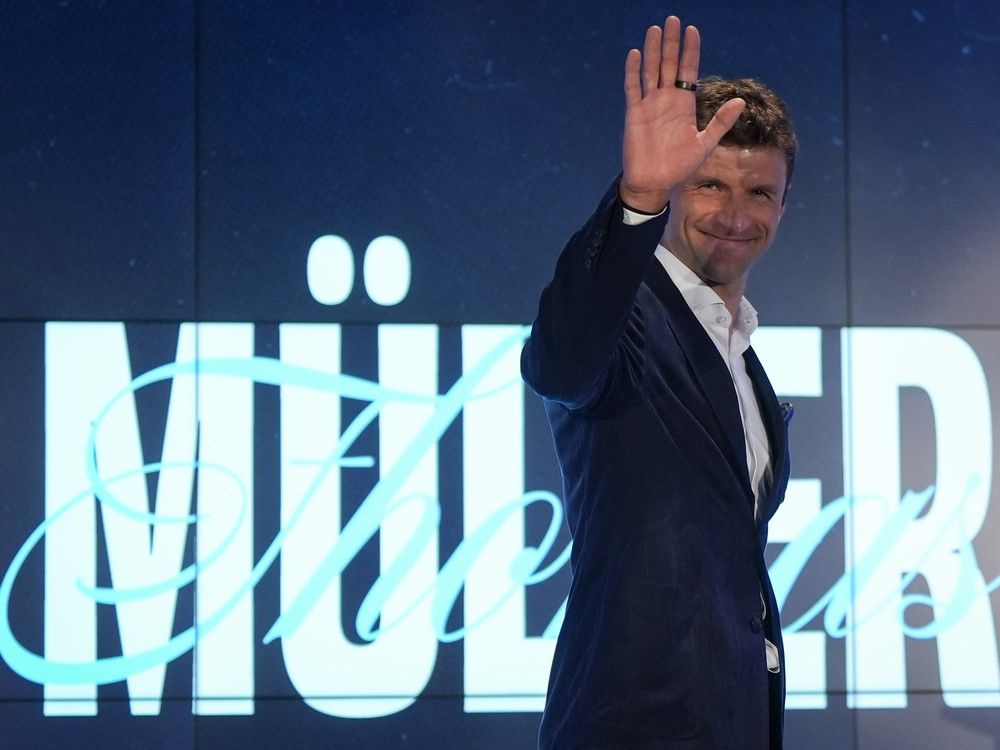 Patrick Johnston: Thomas Müller is a massive star in Germany. That we know. Did you know he's a massive star in China, too?