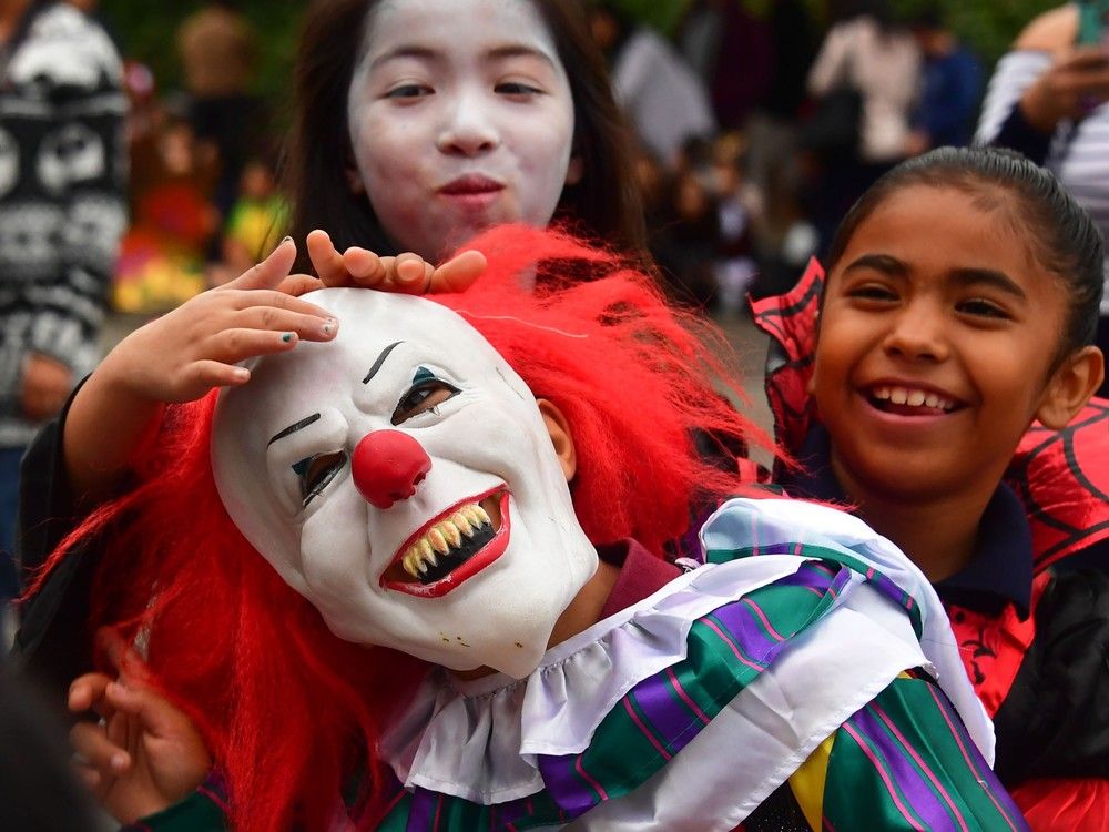 Trick, treat, teach: Use Halloween party planning to educate kids about money