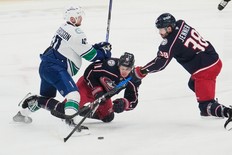canucks vs blue jackets