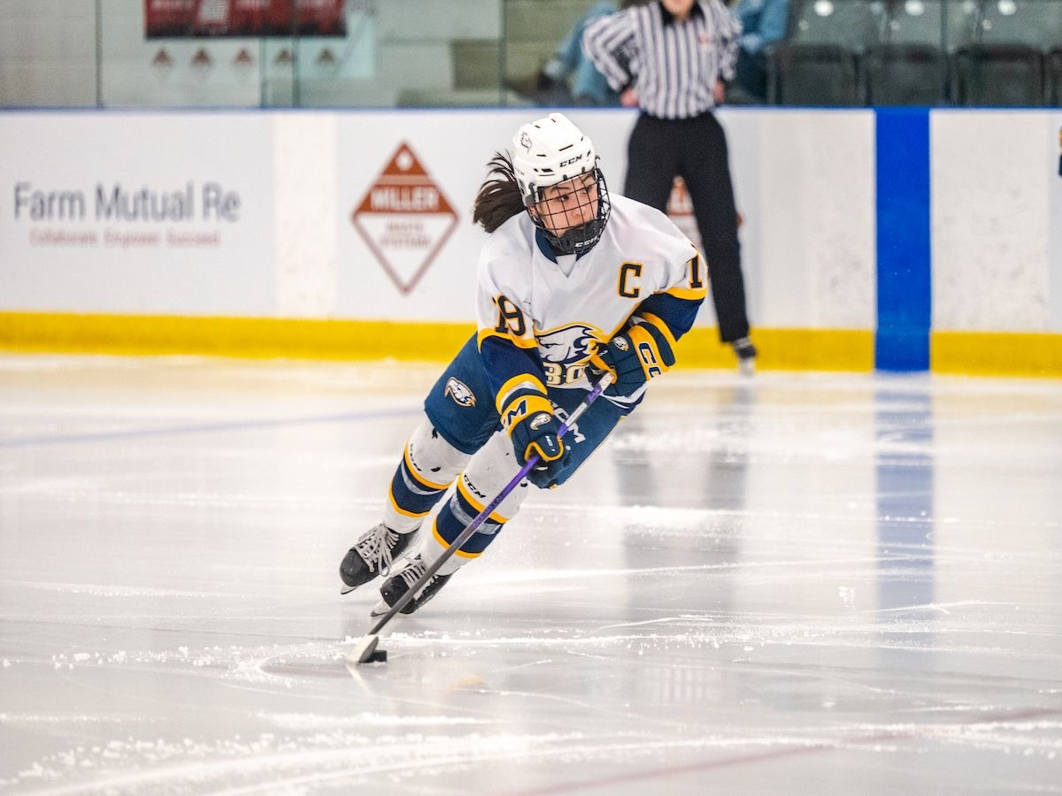UBC women’s hockey captain races to make third period at nationals after finishing med school interview