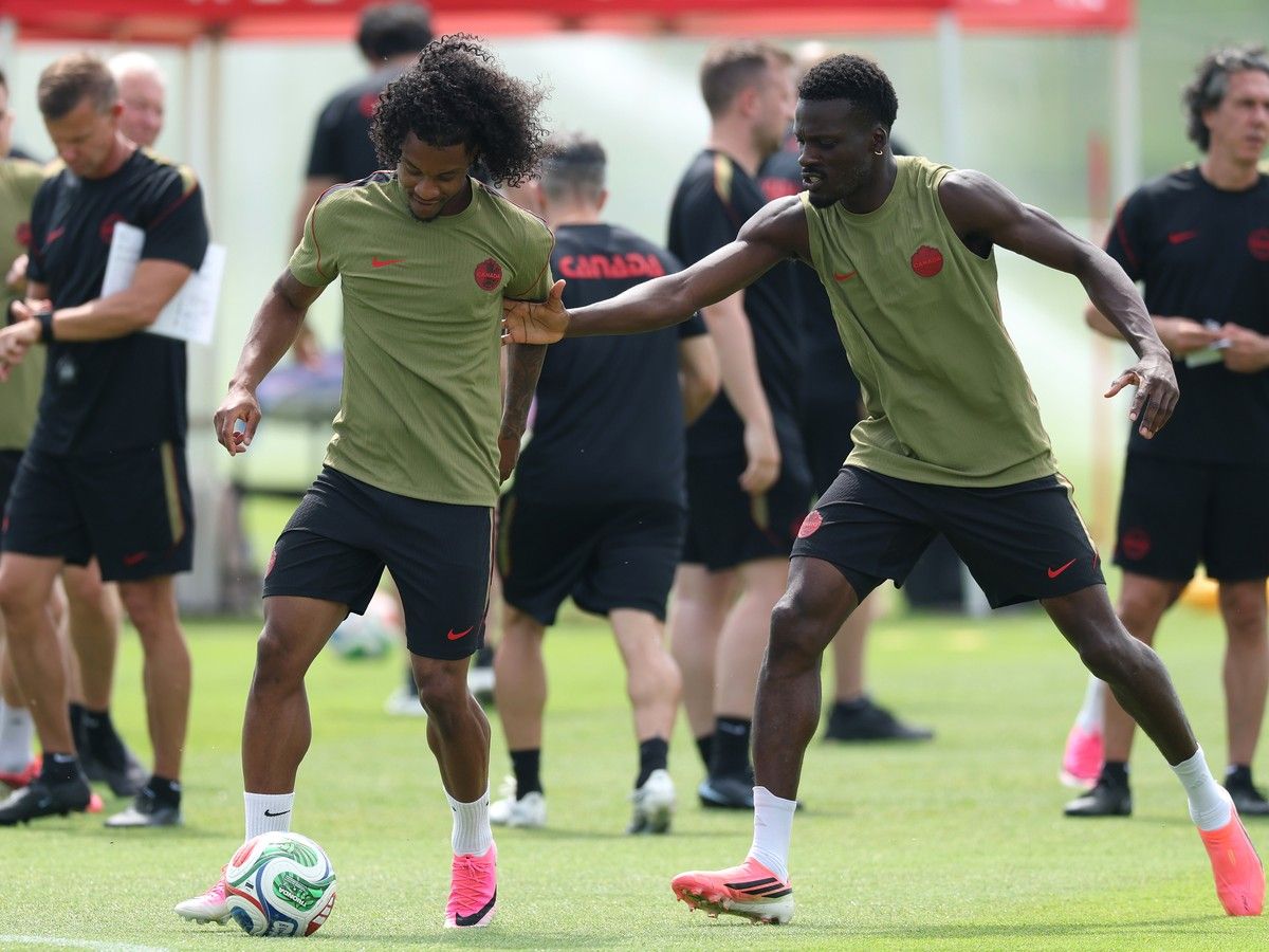 It's Friday at the World Cup: Canada hosts Bosnia in Toronto and Vancouver gets ready for Australia vs. Turkey on Saturday.