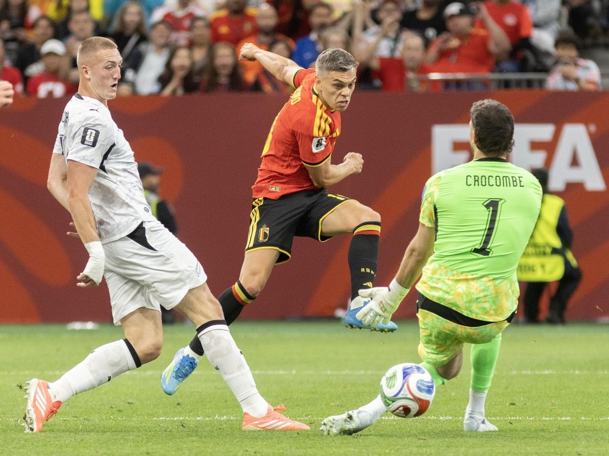 Leandro Trossard fires a shot on goal, running up the margin of Belgium's victory over New Zealand on June 26, 2026.