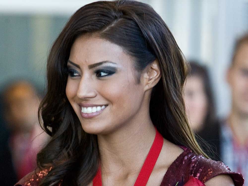 Actress Ashley Callingbull walks up to accept her award during the Edmontonians 11th annual Sizzling Twenty Under 30 event held at Lexus of Edmonton in Edmonton on Sept. 20, 2012.