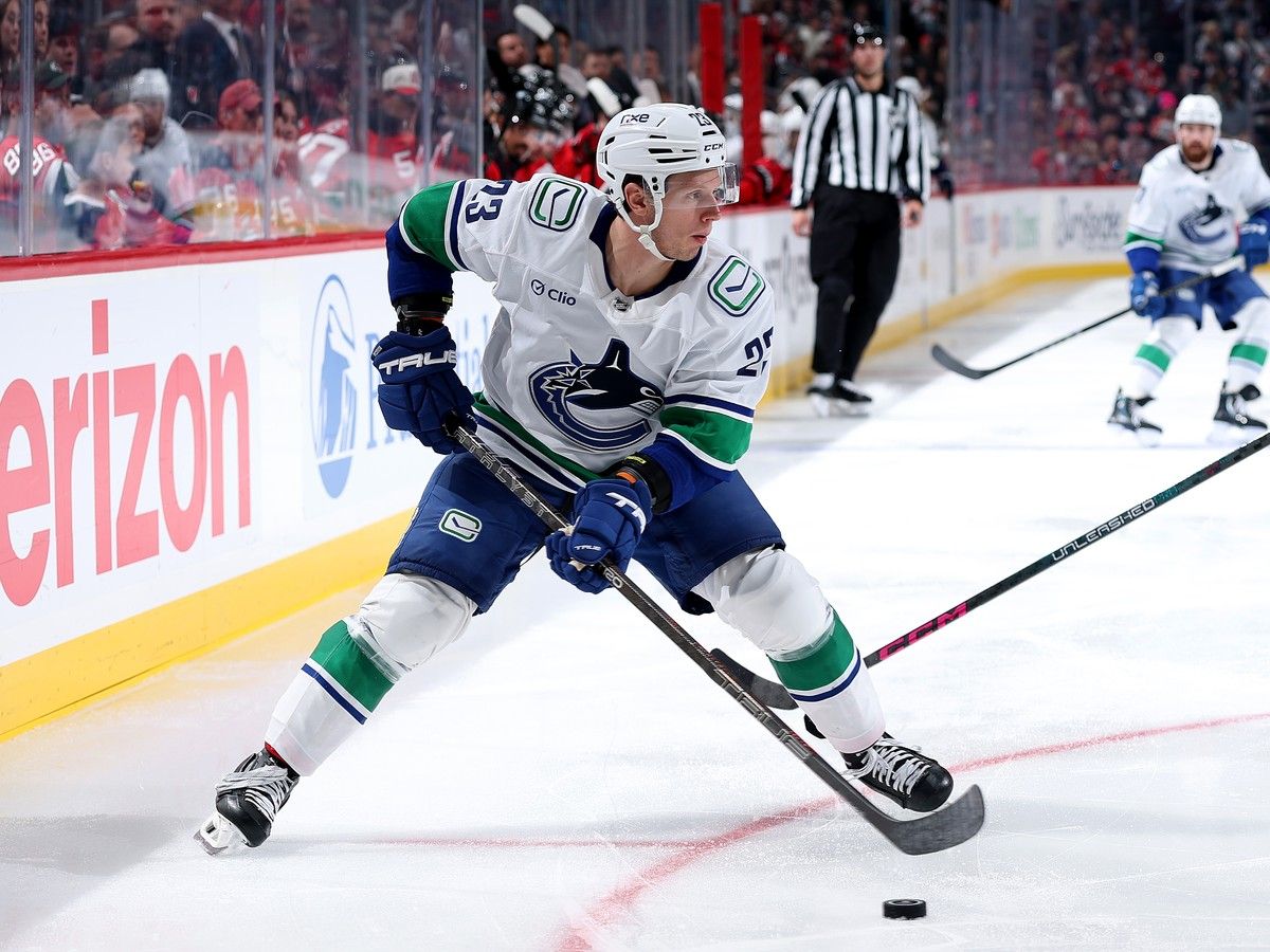 Canucks: Devils’ Evan Rodrigues fined $5,000 for high stick on Marco Rossi