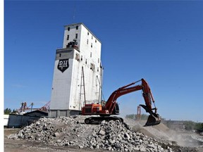 "You'll hear a few bangs, the initial initiation - which will be a loud snap - and then a muffled explosion that would be about three seconds long of muffled pops, but already the building will be on its way onto the ground."