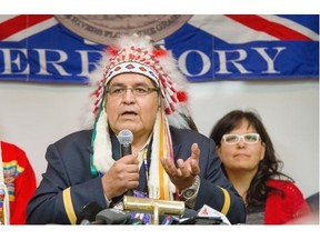 Onion Lake’s Chief Wallace Fox hosts a new conference to discuss the court case appealing the federal government’s law on financial disclosure on Aug. 20, 2015