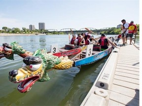 SASKATOON, SASK--JULY 25 2015-Competitors board their boats prior to racing during the FMG´s Dragon Boat Festival fundraising event at Rotary Park on Saturday, July 25th, 2014. (LIAM RICHARDS/the StarPhoenix)