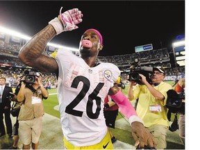 Steelers' Le'Veon Bell reacts after scoring the winning touchdown with a second remaining Monday night in San Diego. After the game, an error by the clock operator was discovered.