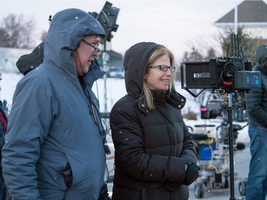 Director Jessie Nelson on the set of "Love the Coopers."
