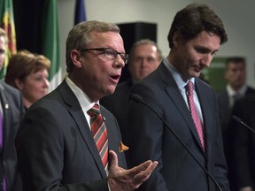 Prime Minister Justin Trudeau (right) and Saskatchewan Premier Brad Wall