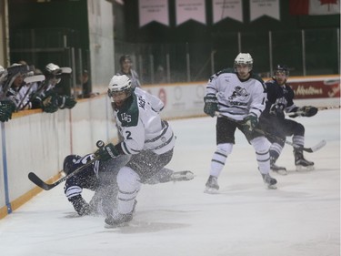 The University of Saskatchewan Huskies and the Mount Royal University Cougars  on November 27, 2015 in Saskatoon .