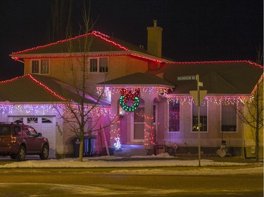 Saskatoon's Christmas lights tour takes us to Richardson Road, December 7, 2015.