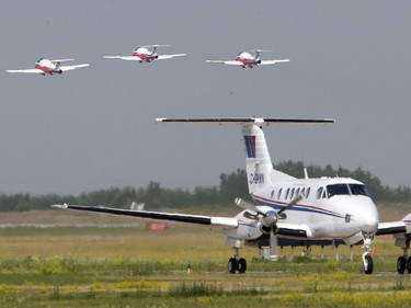 StarPhoenix reporter Henry Glazebrook flew with the Snowbirds on July 10, 2015 in Saskatoon.