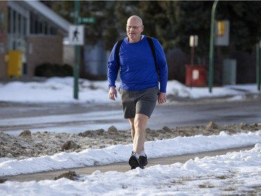 SASKATOON,SK--DECEMBER 04/2015 1205 news weather2  -    Fred Martin makes his way down Taylor Street East in shorts, Friday, December 04, 2015 as temperatures went well above zero. (GREG PENDER/ SASKATOON STARPHOENIX)