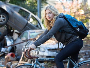 Chloë Grace Moretz stars in Columbia Pictures' "The 5th Wave."