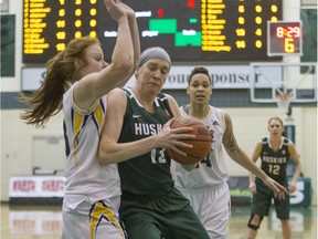 University of Saskatchewan Huskies forward Dalyce Emmerson battles under the net against the University of Brandon Bobcats in CIS women's basketball action on Saturday. (Liam Richards/Saskatoon StarPhoenix)