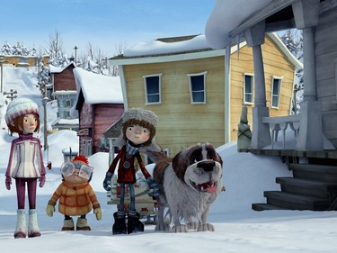 L-R: Sophie (Lucinda Davis), Frankie (Sandra Oh) and Piers (Ross Lynch) in "Snowtime!," an Entertainment One release.