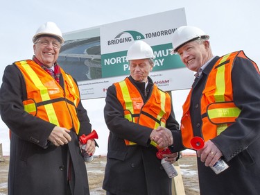 L-R: Saskatoon mayor Don Aitchison, City of Saskatoon manager Murray Totland and Graham Construction's John Connelly at the announcement for the start of construction  the north commuter bridge, February 11, 2016.