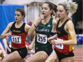 University of Saskatchewan Huskies Julianne LaBach in the 1000 meter event at the Canada West Track Championship sat the Foield House in Saskatoon at the University of Saskatchewan Campus, February 26, 2016 (GORD WALDNER/Saskatoon StarPhoenix)