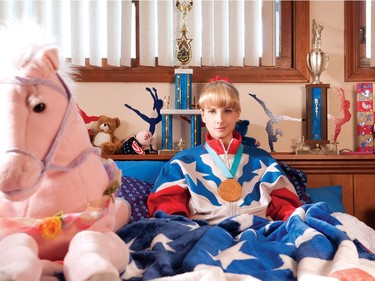 Melissa Rauch as Hope Ann Greggory in "The Bronze."