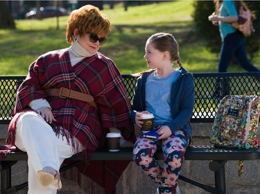 Melissa McCarthy (L) and Ella Anderson star in "The Boss."