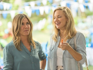 Jennifer Aniston (L) and Kate Hudson star in "Mother's Day."