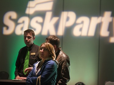 Supporters slowly trickle in at the SaskParty party headquarters in Saskatoon, April 4, 2016.