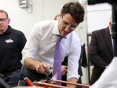 Prime Minister Justin Trudeau visits the YWCA Trade Journey Program at Saskatchewan Polytechnic in Saskatoon, April 27, 2016.