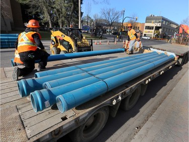 Work began on Broadway Avenue reconstruction on May 2, 2016, with the avenue being closed to traffic in the 600 block. Twelfth Street was also closed at the intersection with Broadway.