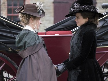 Chloe Sevigny (L) and Kate Beckinsale star in "Love & Friendship."