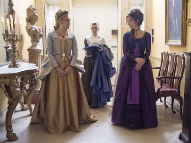 Chloe Sevigny (L) and Kate Beckinsale star in "Love & Friendship."