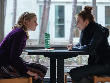 Greta Gerwig as Maggie (L) and Julianne Moore as Georgette in "Maggie's Plan."