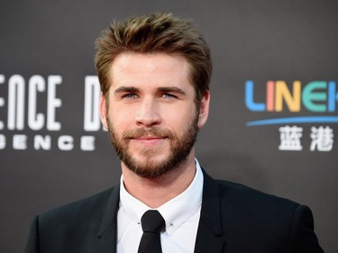 Actor Liam Hemsworth arrives at the screening of 20th Century Fox's "Independence Day: Resurgence" at TCL Chinese Theatre on June 20, 2016 in Hollywood, California.