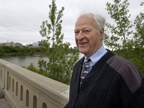 Saskatoon City Council endorsed renaming the city's newest bridge after hockey icon and favourite son Gordie Howe.