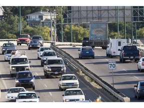 Construction on the Idylwyld Drive freeway is shifting to northbound lanes starting Sunday.