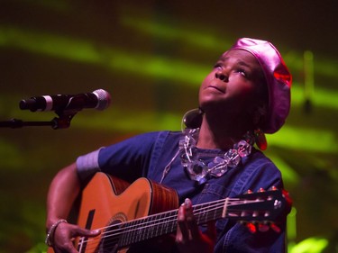 Ms. Lauryn Hill plays at the Bessborough Gardens main stage in the SaskTel Saskatchewan Jazz Festival, June 24, 2016.