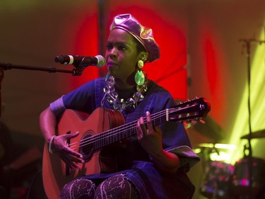 Ms. Lauryn Hill plays at the Bessborough Gardens main stage in the SaskTel Saskatchewan Jazz Festival, June 24, 2016.