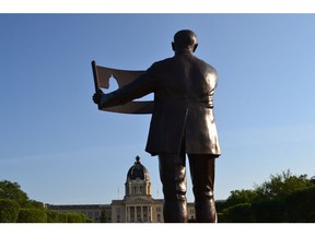 The Walter Scott statue on the Saskatchewan Legislative Building grounds. (photo by Bill Waiser)