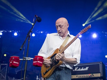 David Wilcox performs during Rock the River at the Bessborough Gardens in Saskatoon, August 19, 2016.