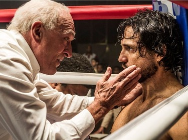 Robert De Niro (L) and Edgar Ramirez star in "Hands of Stone."