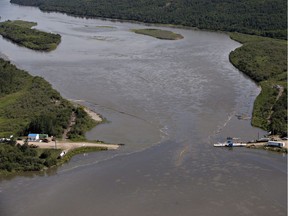 Crews work to clean up a Husky Energy Inc. pipeline spill into the North Saskatchewan River on July 22, 2016.