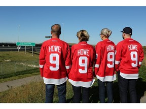 Mitchell: Gordie Howe, the hometown boy, finds his resting place