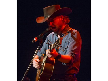 Colter Wall plays TCU Place, September 15, 2016.