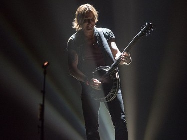 Keith Urban performs at Sasktel Centre in Saskatoon, September 17, 2016.