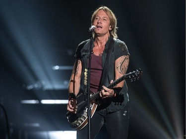 Keith Urban performs at Sasktel Centre in Saskatoon, September 17, 2016.