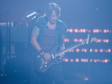 Keith Urban performs at Sasktel Centre in Saskatoon, September 17, 2016.