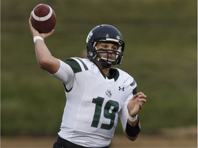 U of S Huskies quarterback Kyle Siemens throws the ball during recent action. ORG XMIT: POS1609092145250661