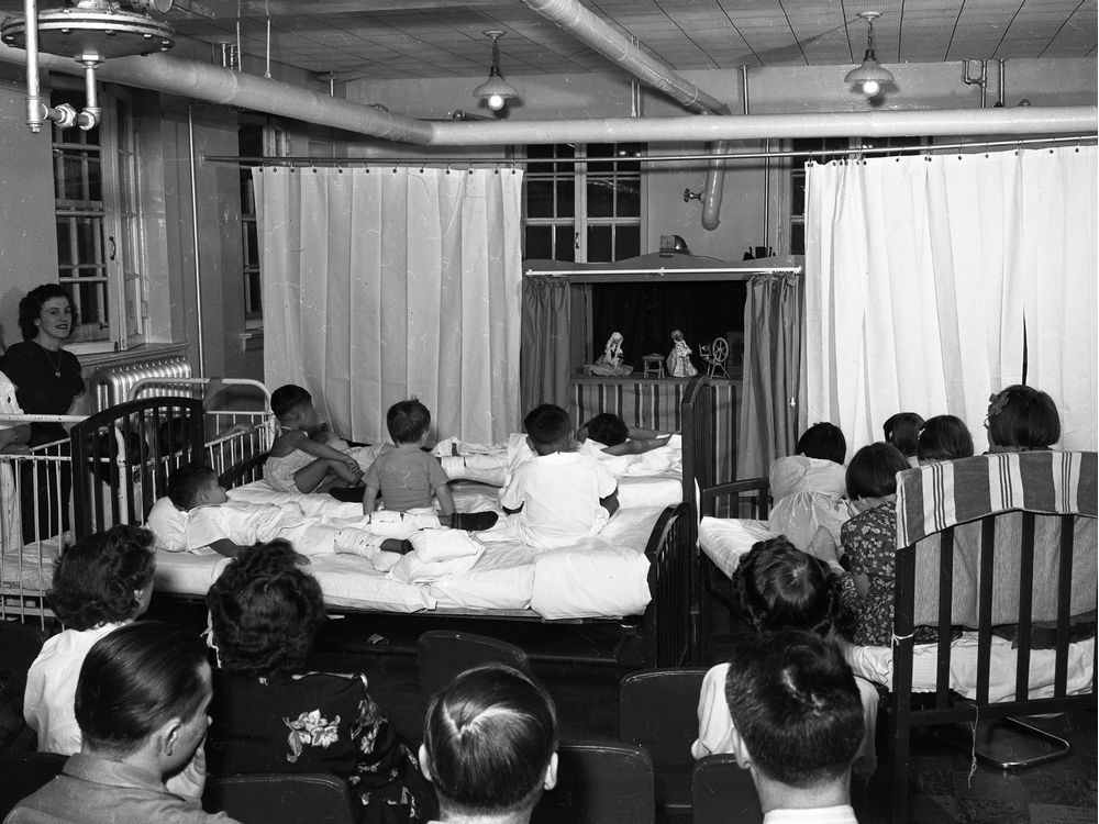 Throwback Thursday Puppet show Toronto Sun