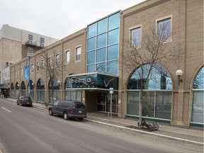 SASKATOON, SASK.; OCTOBER 18, 2016 - 1019 biz sale  The Bayside building in downtown Saskatoon has been sold for $16 million, October 18, 2016 (GORD WALDNER/Saskatoon StarPhoenix)